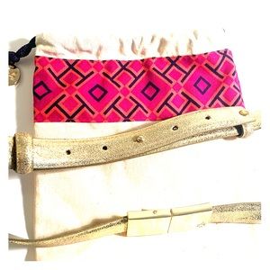 Authentic Tory Burch belt. Adjustable length.